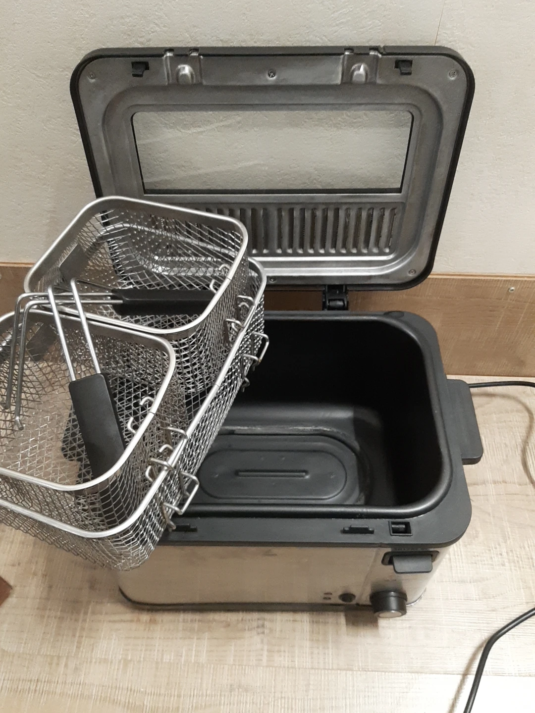 Friteuse Silvercrest inox et noir - grade A – Image 4