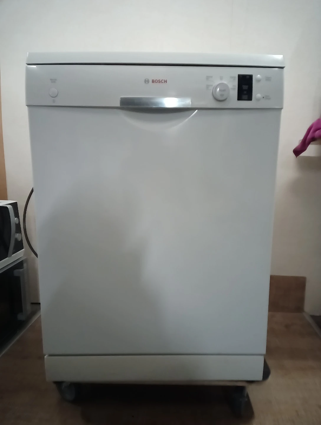 Lave-vaisselle pose libre Bosch - 12 couverts - grade B