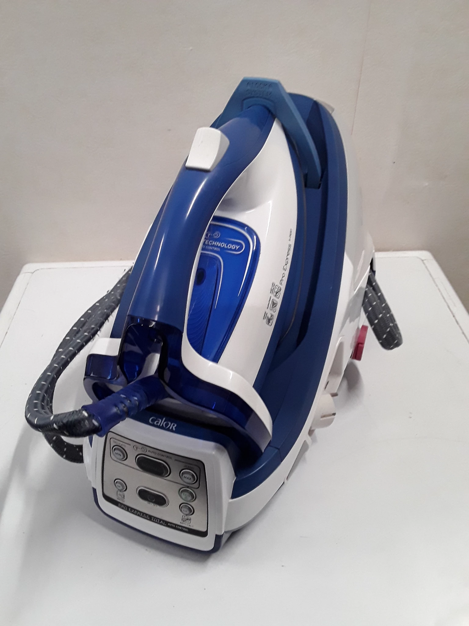 Centrale vapeur Centrale Vapeur Calor blanc et bleu - 1.6L - grade A – Image 4