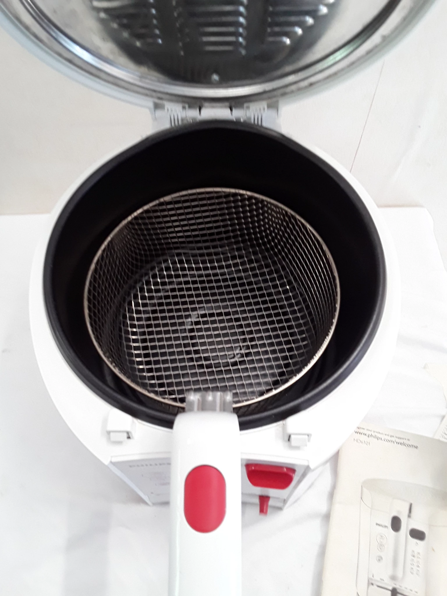 Friteuse Philips blanc et rouge - 2L - grade A – Image 3