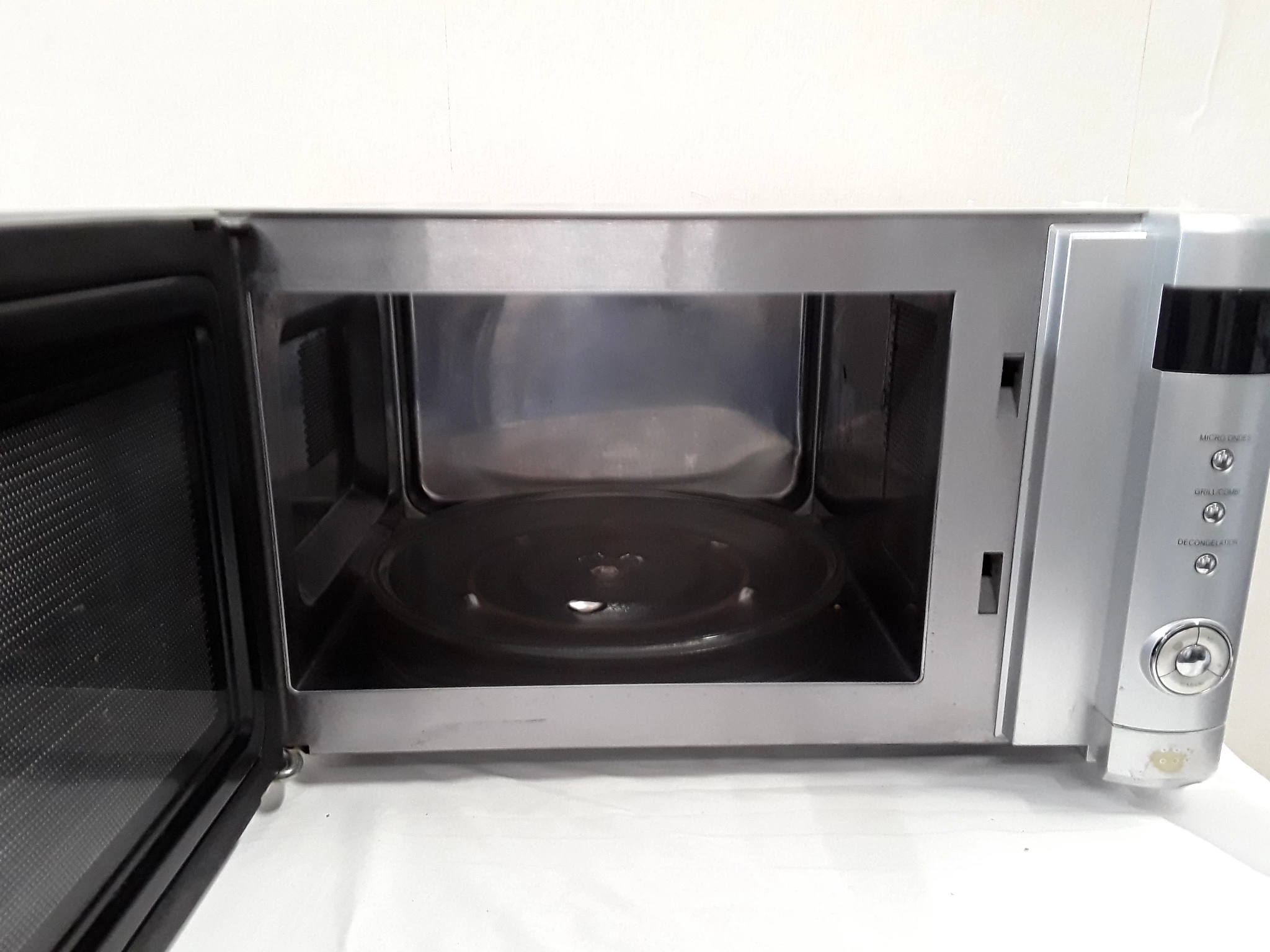Micro-onde Grill Essentiel B Gris - 25L - grade A – Image 3
