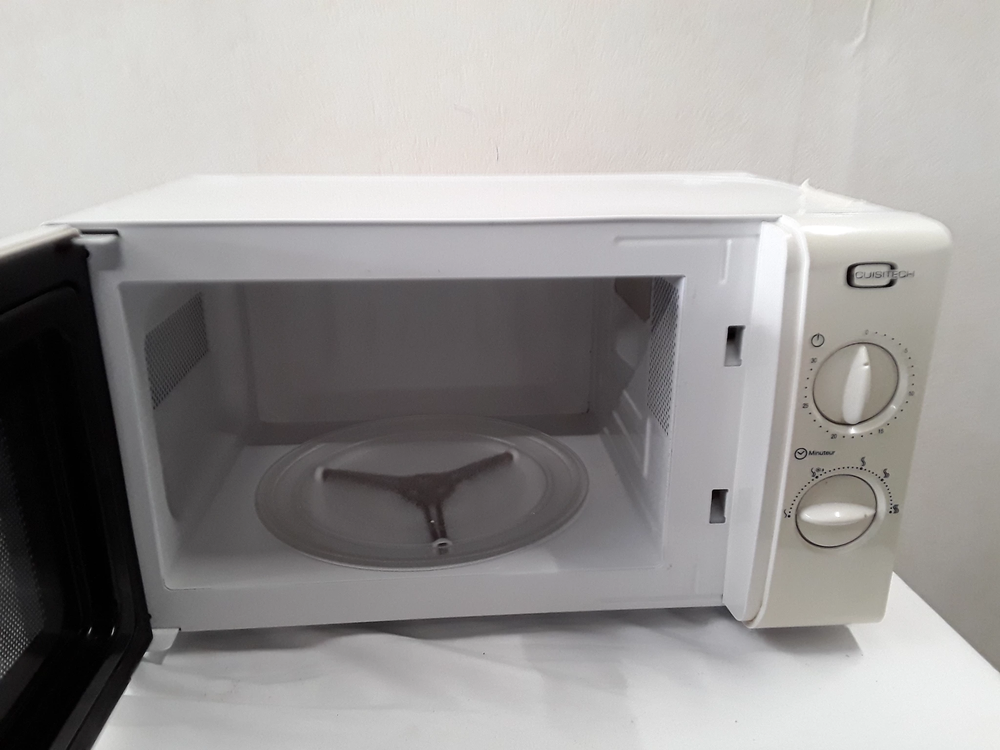 Micro-onde cuisitech blanc cassé - 20L - grade A – Image 3