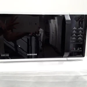 Micro-onde Samsung Noir et blanc - 23L - grade A